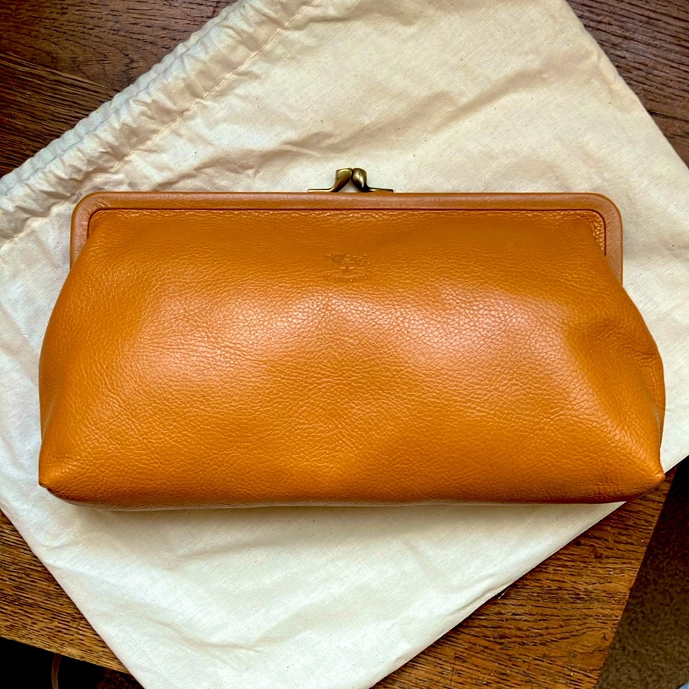 COPY - IL Bisonte clutch natural color only used for a couple of weeks